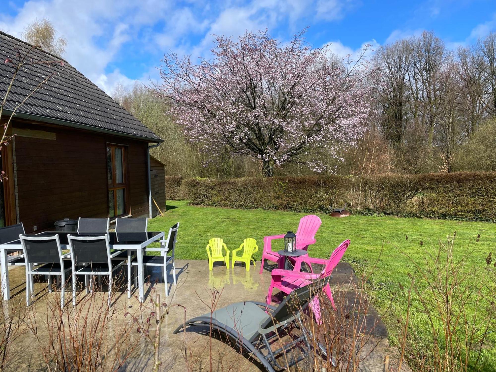 Cottage Chaleureux Dans Domaine Prive Signy-le-Petit 외부 사진